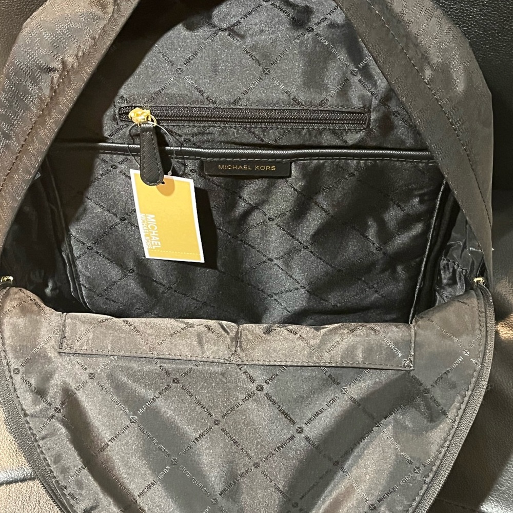 Michael Kors Morgan Backpack Black NWT - Picture 7 of 7